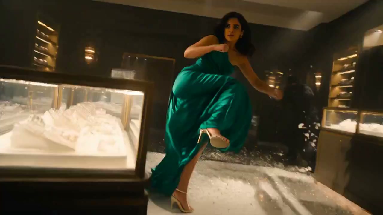 Cinematic Jewelry Store Action Sequence