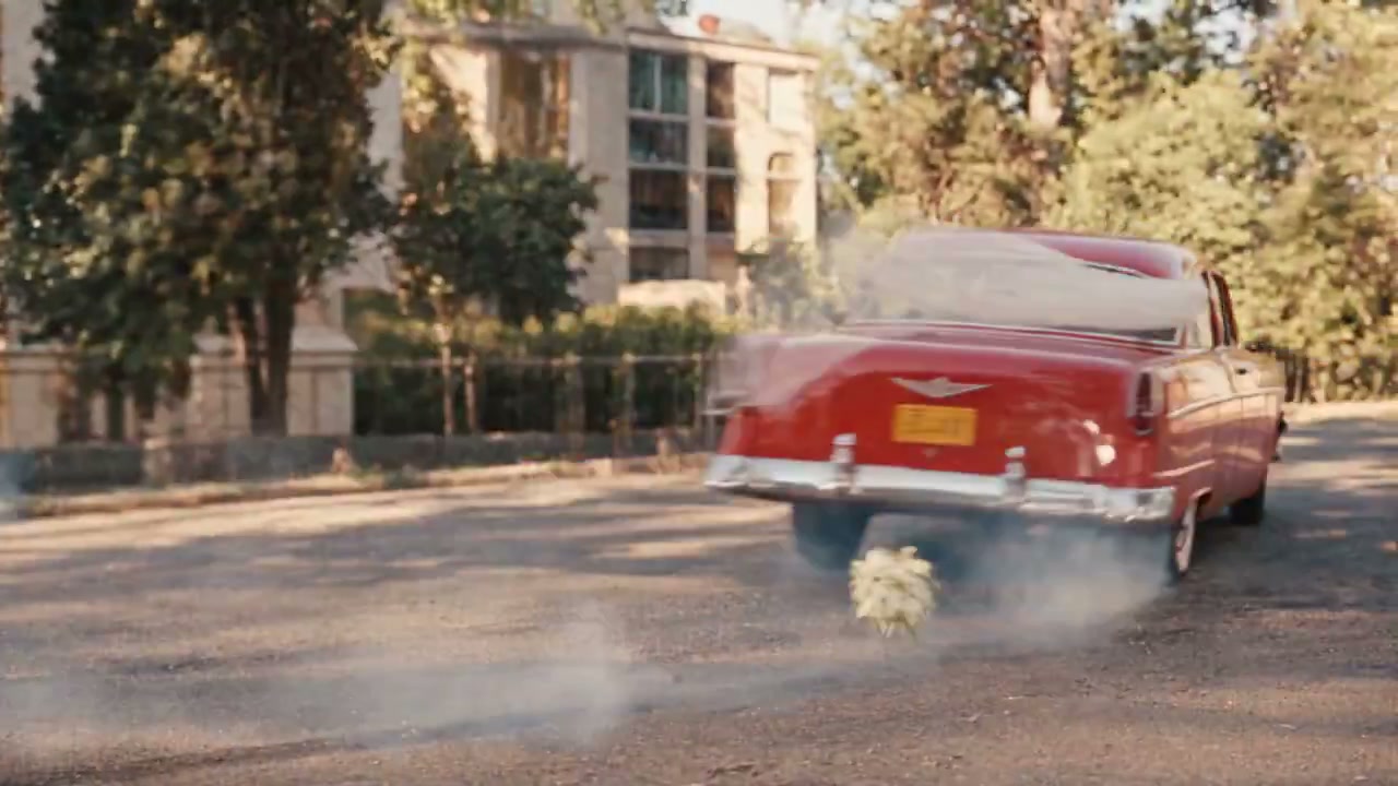 Hilarious Vintage Bride Escape