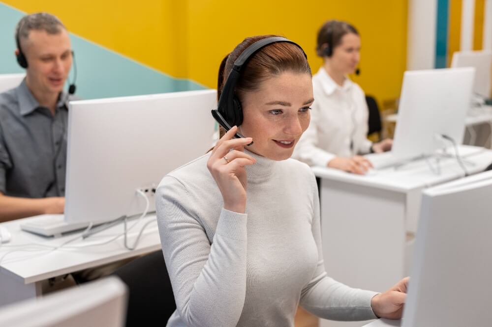 What is a Call Center Solution? Guide for 2025
