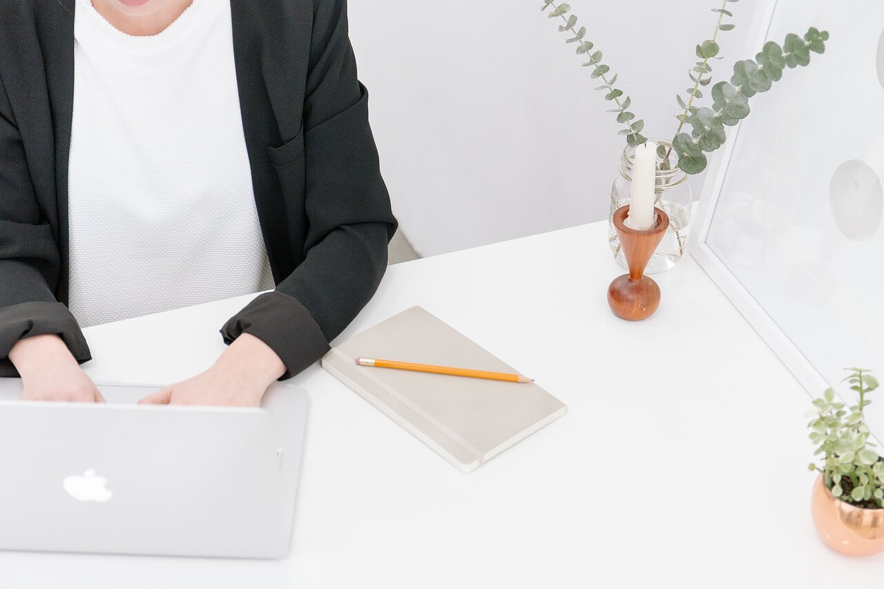 AI in Customer Service: A Full Guide for 2025